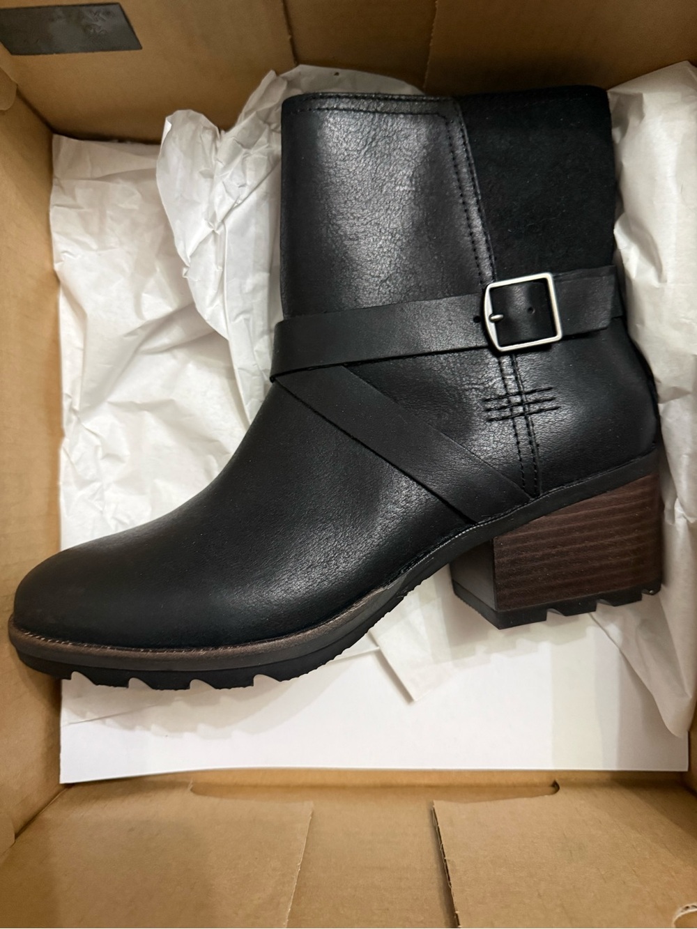 NEW Sorel Black Cate Leather Ankle Boot with Buckle Strap 9.5- waterproof